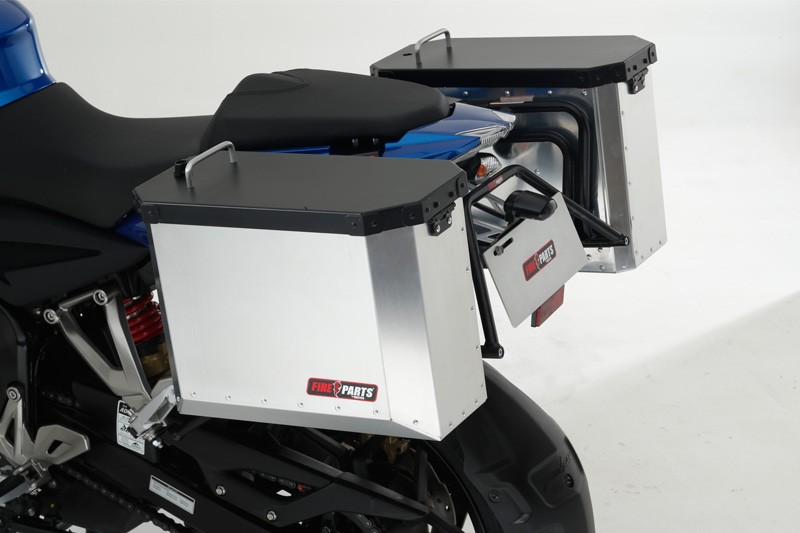 Tipos de maletas para moto en viajes largos - Auteco Mobility